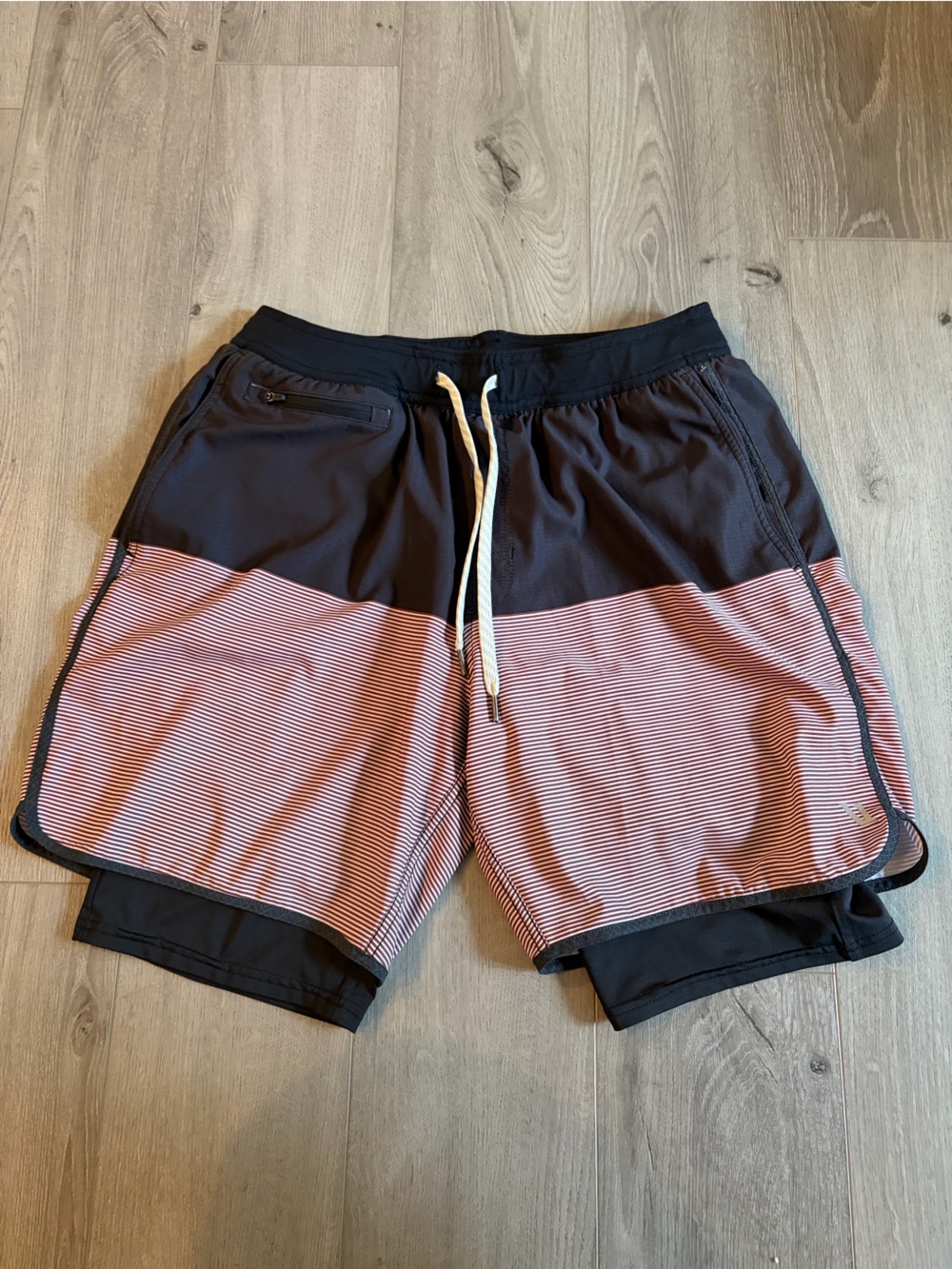 Vuori Stockton Short size M